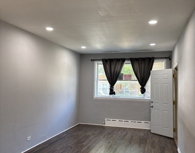 3053 N Elbridge Avenue - Photo Thumbnail 19