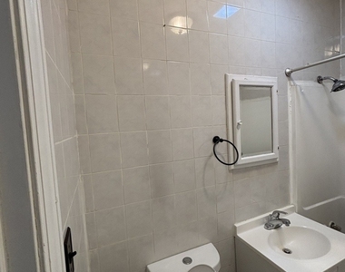 3053 N Elbridge Avenue - Photo Thumbnail 7