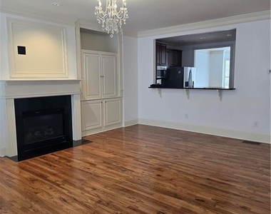 10330 Dashiell Court - Photo Thumbnail 7