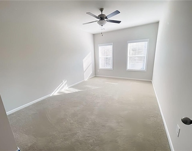 4169 Brookmont Way - Photo Thumbnail 10