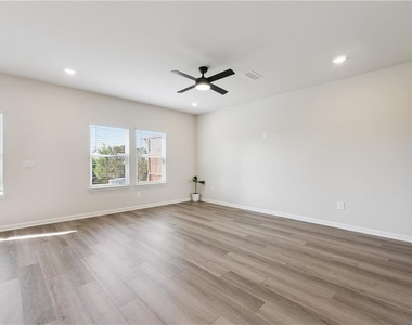 4237 Tin Hare Lane Sw - Photo Thumbnail 4