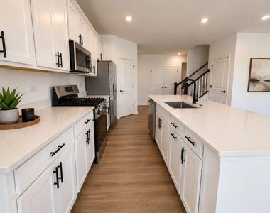 8545 Chadwick Court - Photo Thumbnail 5