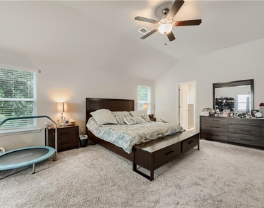 378 Paden Way - Photo Thumbnail 10