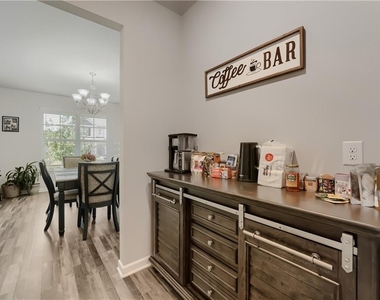 378 Paden Way - Photo Thumbnail 3