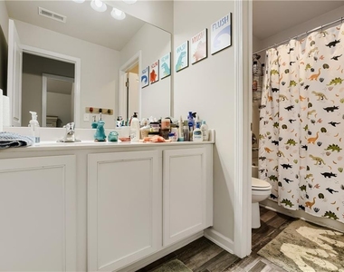378 Paden Way - Photo Thumbnail 17