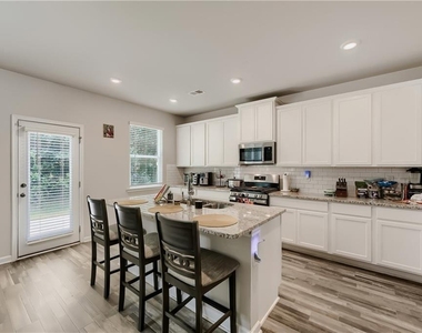 378 Paden Way - Photo Thumbnail 4