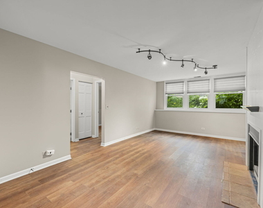 1055 Devonshire Avenue - Photo Thumbnail 18