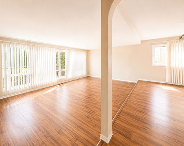 4840 Old Orchard Road - Photo Thumbnail 5