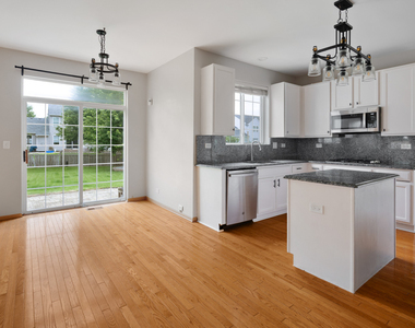 2684 Lansdale Street - Photo Thumbnail 7