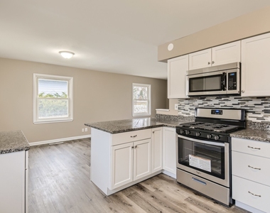 120 Roberts Road - Photo Thumbnail 7
