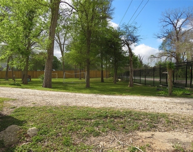 255 Siedel Road - Photo Thumbnail 3