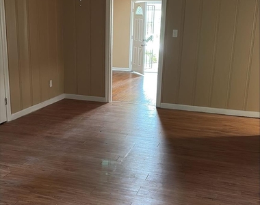 4723 Eppes Street - Photo Thumbnail 7