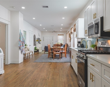 2912 Avenue R - Photo Thumbnail 11