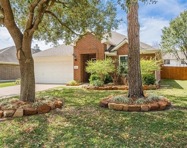 3034 Glenthorpe Lane - Photo Thumbnail 16