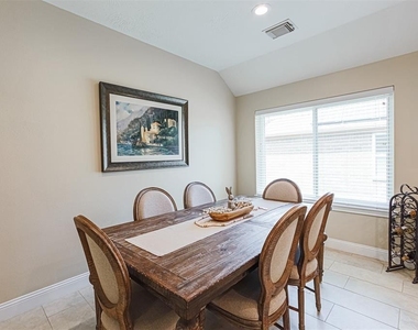 3034 Glenthorpe Lane - Photo Thumbnail 11