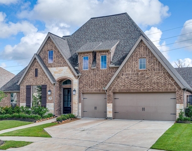 5439 Farm Hill Way - Photo Thumbnail 1