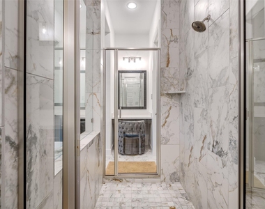 5439 Farm Hill Way - Photo Thumbnail 9