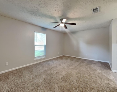 14227 Bella Drive - Photo Thumbnail 9