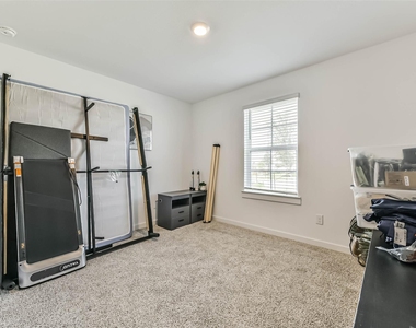 2621 Mackinac Bay Drive - Photo Thumbnail 25
