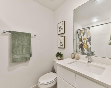 2621 Mackinac Bay Drive - Photo Thumbnail 27