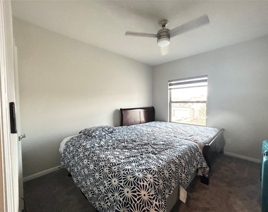 18531 Wolf Mountain Lane - Photo Thumbnail 16