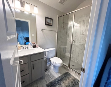18531 Wolf Mountain Lane - Photo Thumbnail 22