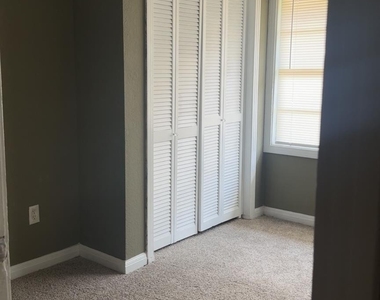 1603 Buchanan Street - Photo Thumbnail 8