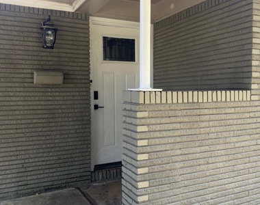 1603 Buchanan Street - Photo Thumbnail 1