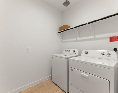 31730 Carlisle Cove Ct - Photo Thumbnail 22