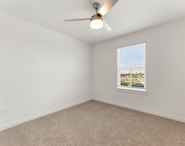 31730 Carlisle Cove Ct - Photo Thumbnail 32