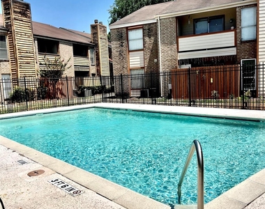 10202 Forum Park Drive - Photo Thumbnail 18