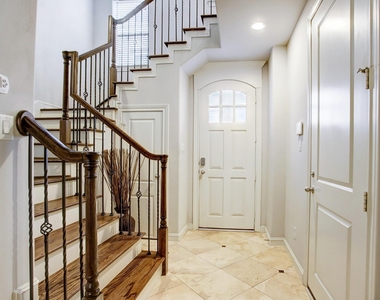 1851 Dart Street - Photo Thumbnail 1