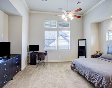 1851 Dart Street - Photo Thumbnail 11