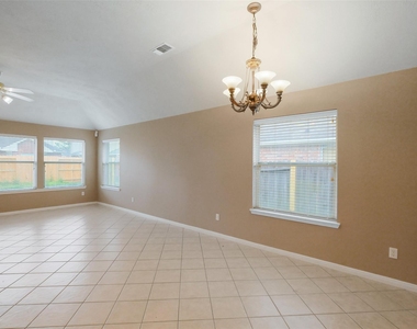 2610 Easton Springs Court - Photo Thumbnail 5