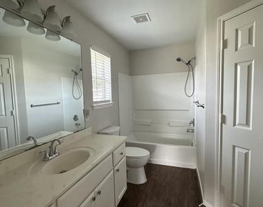 1034 Junction Court - Photo Thumbnail 14