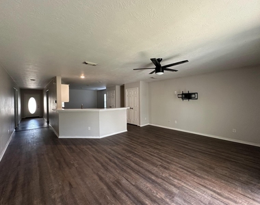 1034 Junction Court - Photo Thumbnail 3