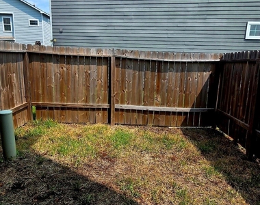 4902 Paradigm Lane - Photo Thumbnail 23