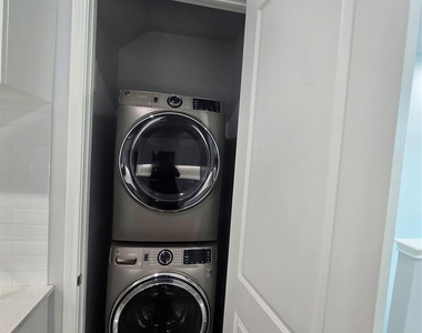 4902 Paradigm Lane - Photo Thumbnail 13
