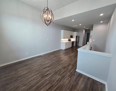 4902 Paradigm Lane - Photo Thumbnail 5