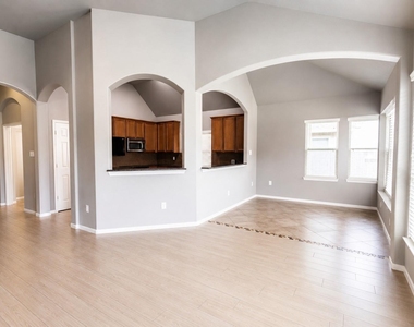 16006 Lost Anchor Way Lane - Photo Thumbnail 5