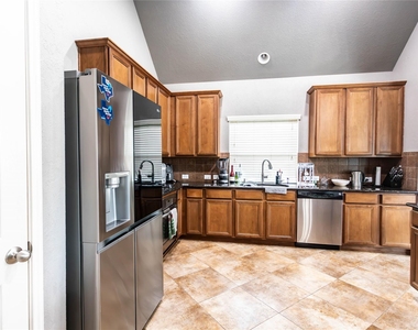 16006 Lost Anchor Way Lane - Photo Thumbnail 11