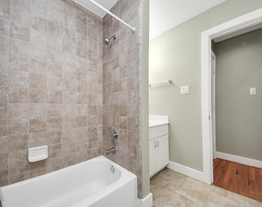8715 Meadowcroft Drive - Photo Thumbnail 27