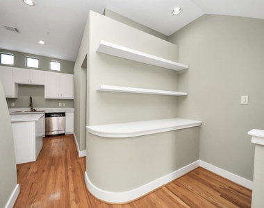 8715 Meadowcroft Drive - Photo Thumbnail 8