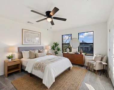 543 Delmar Street - Photo Thumbnail 11
