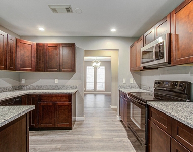 2554 River Ridge - Photo Thumbnail 2