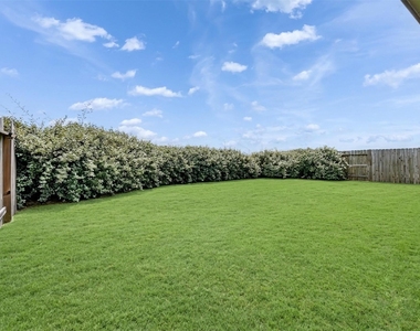 2643 Dry Creek Drive - Photo Thumbnail 36