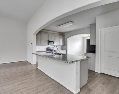 2643 Dry Creek Drive - Photo Thumbnail 15