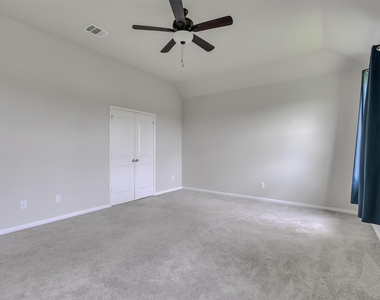2643 Dry Creek Drive - Photo Thumbnail 23