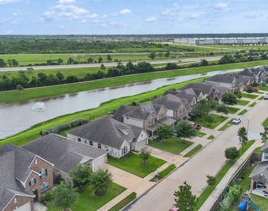 2643 Dry Creek Drive - Photo Thumbnail 27
