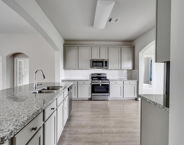 2643 Dry Creek Drive - Photo Thumbnail 16
